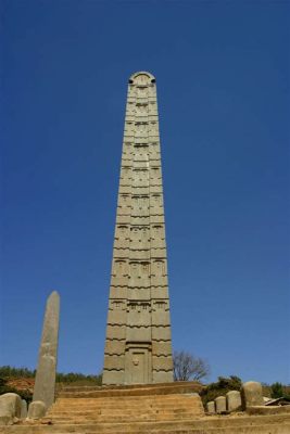  'Aksum Obelisk' 빛나는 태양과 신비로운 문양으로 물든 시간의 증인!